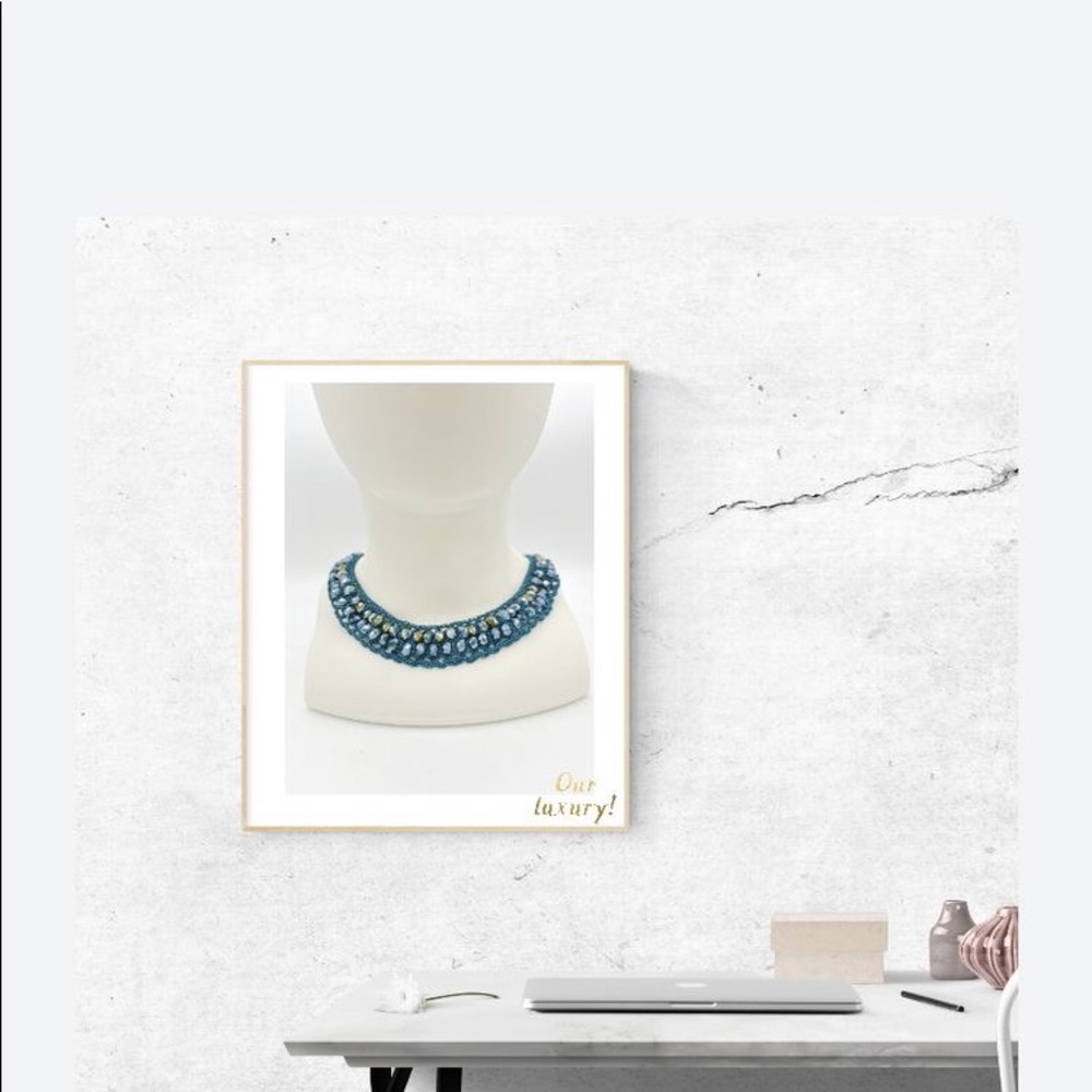 Macramé cristal necklace.